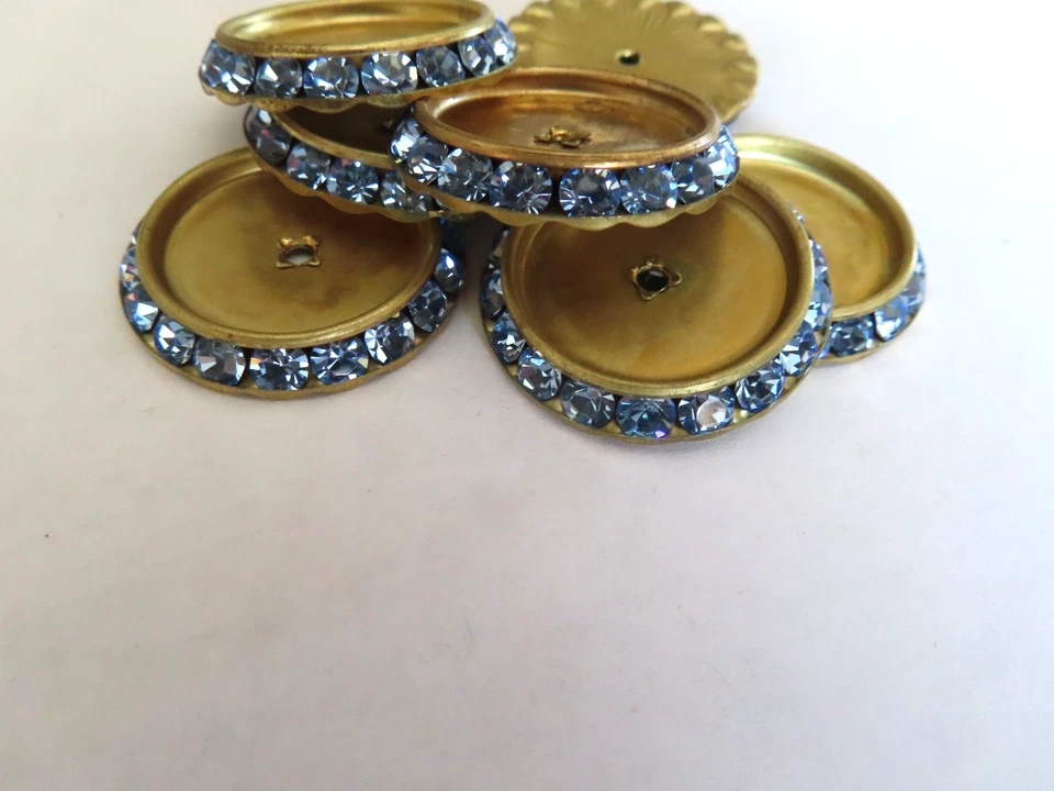 6 rondellas Swarovski redondas inclinadas planas estrás 30 mm Lt. zafiro/latón. Foto 1 de 1