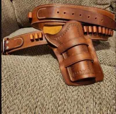 Western Gun Holster Belt Leather Revolver Pistol Tooled .22, .35/357 .44/45 Cal - Image 1 of 4