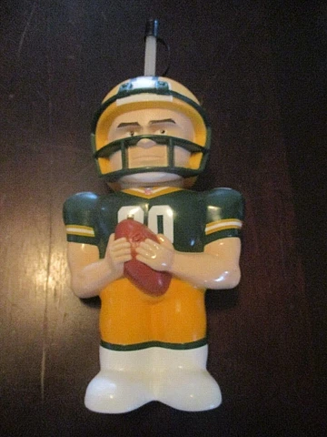 NFLP 2000 Green Bay Packers PLASTIC #00 FOOTBALL PLAYER WATER BOTTLE 20ozs.,10'' Cover