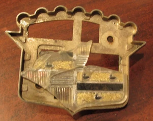 1955 Cadillac Trunk Emblem Crest Badge Bezel 1462206 - Bild 1 von 6