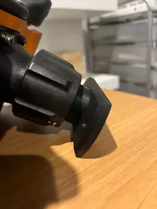 Montaje de pared flotante para rueda Fanatec - Imagen 1 de 6