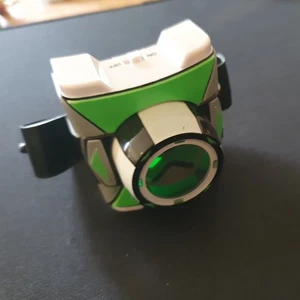 BEN 10 DELUXE FX OMNITRIX WATCH LIGHTS & SOUND - WORKING - Picture 1 of 7