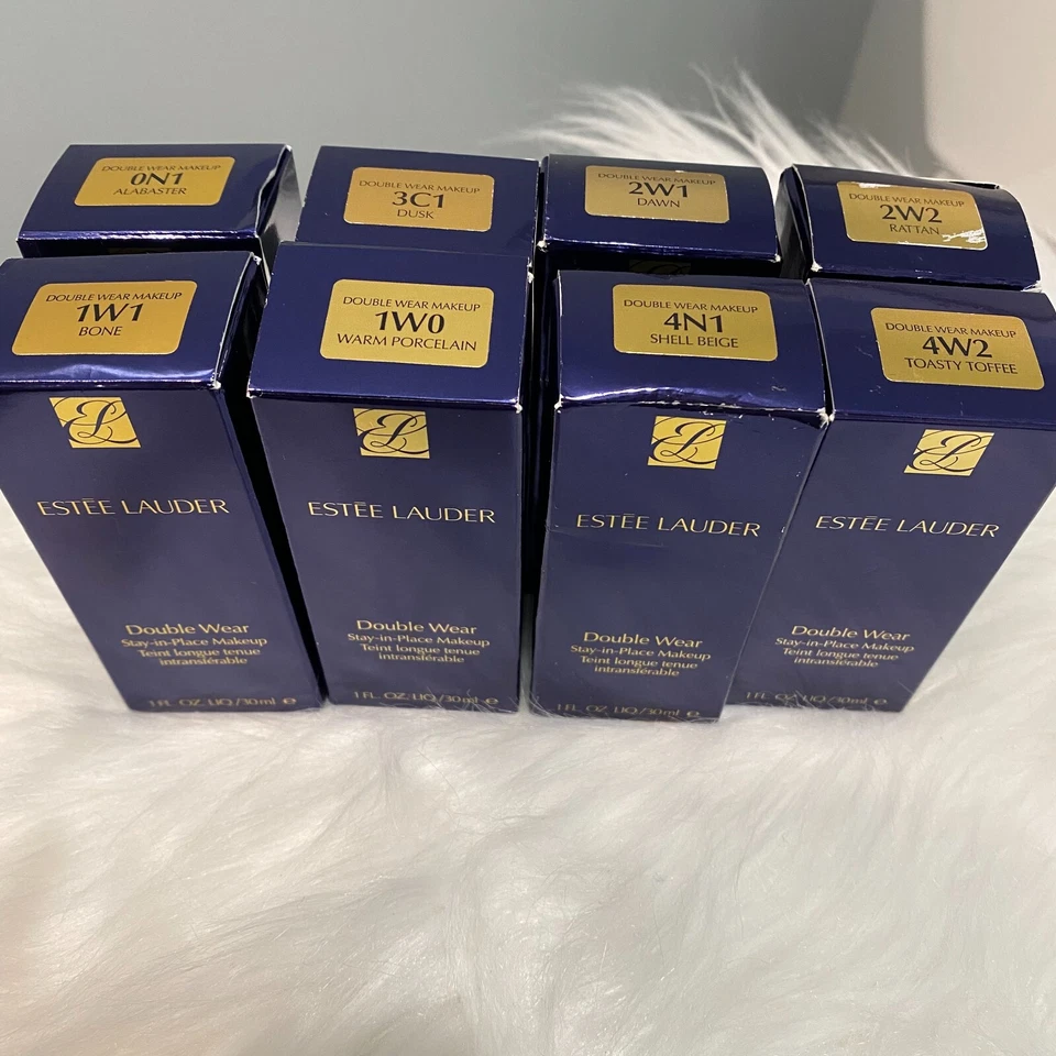 NIB Estee Lauder Double Wear Stay-in-Place foundation 1.0 Oz/30 ml~CHOOSE SHADE - Image 1 of 1