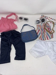 Muñeca Niña Lote de 8 artículos 2 Trajes y Accesorios Abiertos Pero Nuevos Se Adapta a American Girl - Imagen 1 de 3