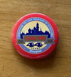 Disneyland Cast Member Disney 44 Years 1955-1999 Button Pin - Picture 1 of 4