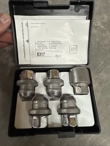 Wheel Lock Set Genuine GM Pickup 85548789 OEM Thatcham Catagory 4 Certified Kit - Picture 1 of 7