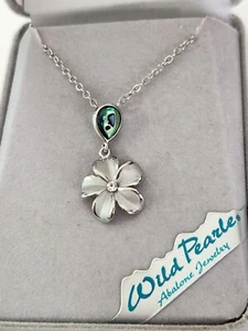 NWT Storrs Wild Pearle Silvertone Abalone & Flower Pendant Necklace Tropical Fun - Picture 1 of 4