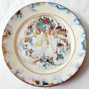 Christmas Russian White Lacquer Porcelain Plate "Heavenly Heralds" 1994 - Picture 1 of 10