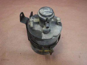 Bote de vapor de combustible de carbón Jeep Wrangler YJ 92-95 53030242 envío gratuito - Imagen 1 de 4