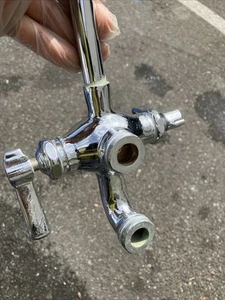 chicago 2  hole faucet - Bild 1 von 7