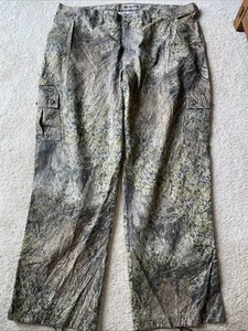 Russell Outdoor Cargo Pants Mens XL Pockets Camo Hunting Outdoor (44x32) - Picture 1 of 11