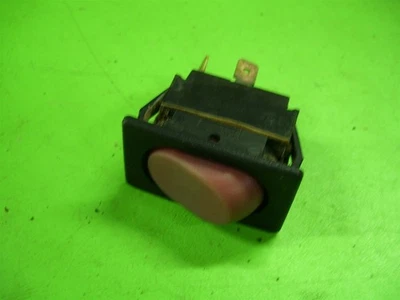 2006 久保田 RTV900 RTV 900 紧急 FLASHER 摇杆 切换开关 OEM — 第 1/2 张图片