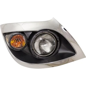 Right Headlight For International WorkStar 7600 2008-2019 Halogen with Bulb(s) - Picture 1 of 8