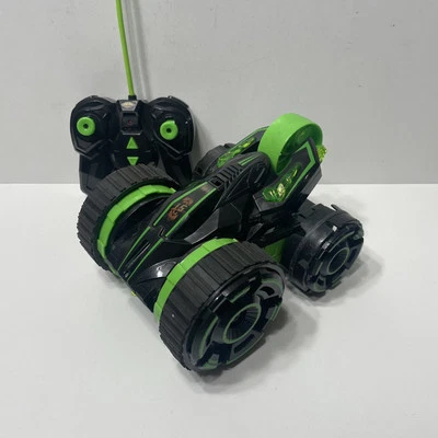 NKOK Stunt Twisterz Penta Twister Remote Control Flip Toy Car RC For Parts Green - Image 1 of 4