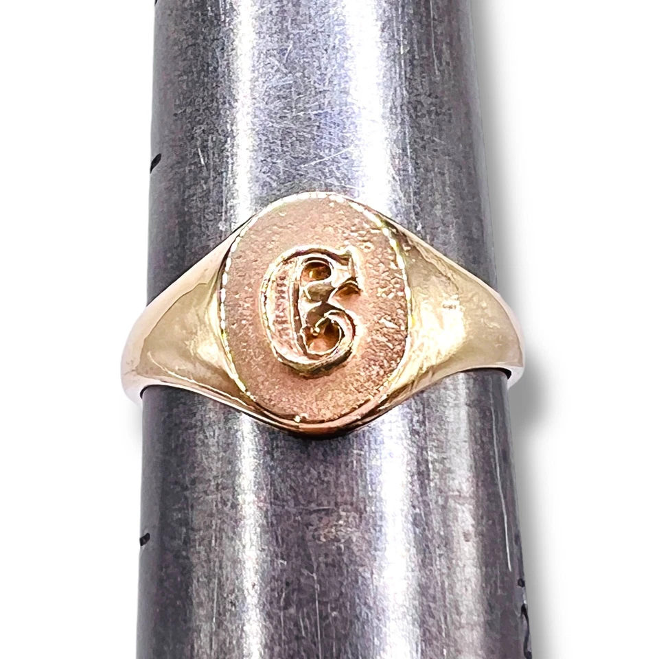 Initial Letter C Signet 14k Yellow Gold Oval Baby Pinky Ring SZ 3 - Image 1 of 4