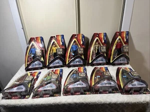 Lote de 10 figuras de acción Art Asylum Star Trek Battle Ravaged con bonificación - Imagen 1 de 23