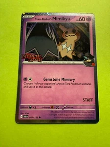 Pokemon Rocket's Mimikyu 087 Destinated Rivals Prerelease Staff Promo Holo NM/MT - Foto 1 di 10