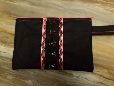 Corsé Lencería Encaje Bolso sin asas Viaje Maquillaje Bolso Rosa Negro 8" Muñequera Cosméticos Foto 1 de 4