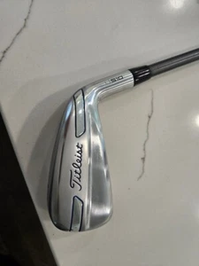 Titleist U510 2 Iron/HZRDUS Smoke 6.5 Stiff Flex Graphite/RH - Picture 1 of 5