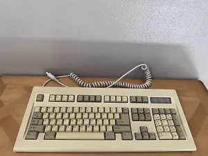 Mitsumi Electric Co Mechanical Keyboard Model KPQ-E99YC-11 pin DIN plug - Picture 1 of 8