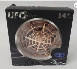 UFO Interactive Aircraft Blinking Lights Hand Controlled - Picture 1 of 2