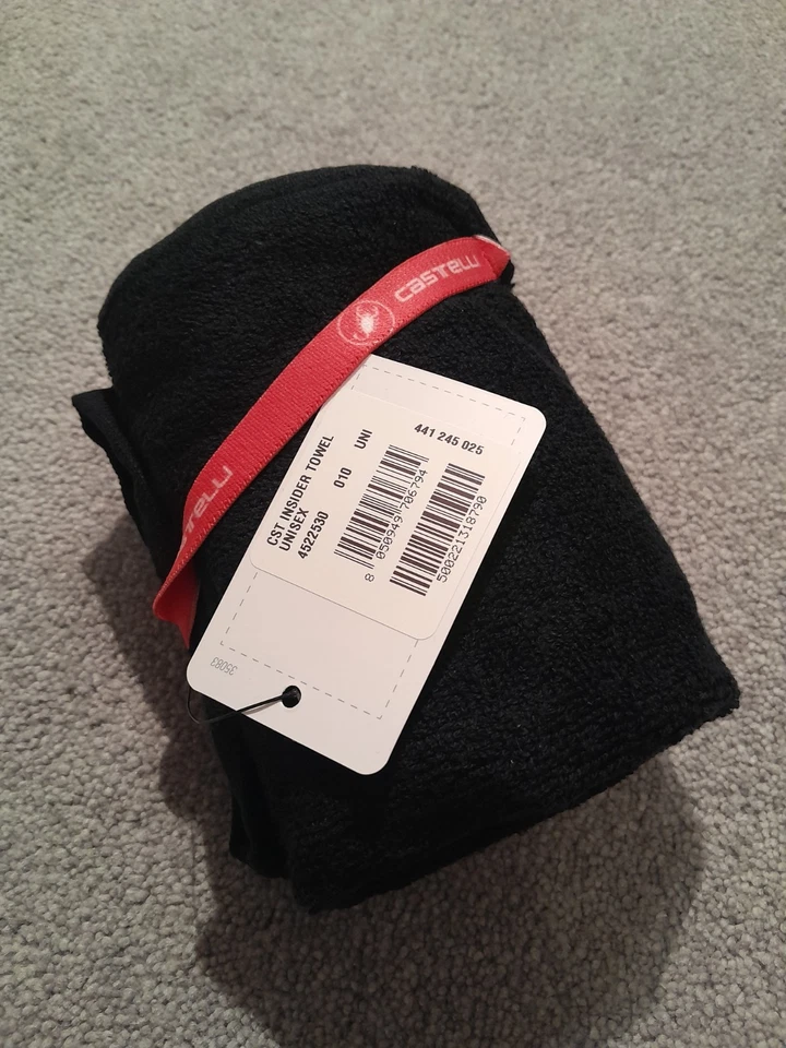 Castelli Cycling Insider Training Kit Tasche Event Handtuch Neu