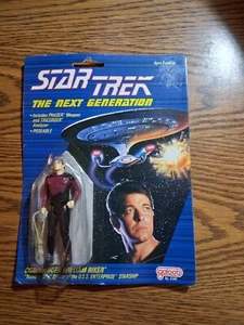 Star Trek The Next Generation Commander William Riker Action Figure NIB 1988 - Picture 1 of 2