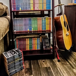 Animorphs Scholastic Book Lot Pick Choose Any #1-54 Megamorphs Special Applegate - Picture 1 of 9