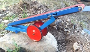 großes altes Förderband aus Metall funktionstüchtig DDR Spielzeug - Bild 1 von 6