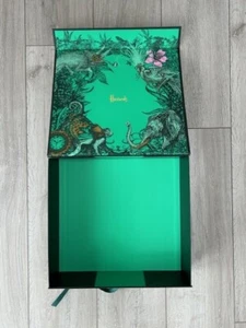 HARRODS ILLUSTRATED GREEN GOLD LOGO LARGE LUXURY EASTER BOX HAMPER RIBBON - Picture 1 of 14