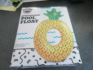 "Balsa flotante para piscina Big Mouth pinneapple sentada para nadar nueva INTEX 72""x46""" - Imagen 1 de 2