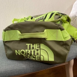 THE NORTH FACE BASE CAMP DUFFEL Bag - Picture 1 of 10