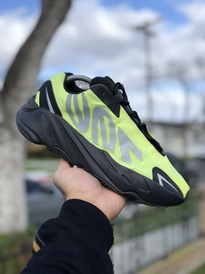 700 mnvn green