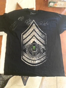 Monster Energy Military Appreciation T-Shirt Autographed by MMA Fighters - Picture 1 of 8