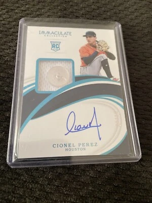 2019 Immaculate Baseball Cionel Perez Button Auto 6/10 - Image 1 of 3