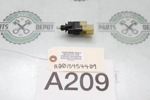 07-11 MERCEDES-BENZ W219 W211 CLS550 E550 INTERRUPTOR DE LUZ DE FRENO OEM - Imagen 1 de 12