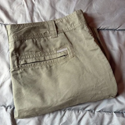 Royal Robbins Convoy Shorts Mens 42/10 Olive Green Cargo Pocket Zip Pocket - Image 1 of 4