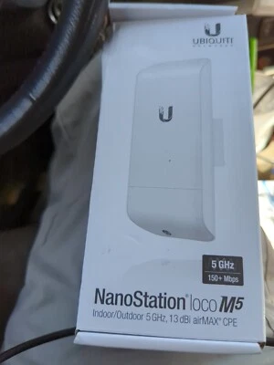Ubiquiti Networks LocoM5 150 Mbit/s - Image 1 of 3