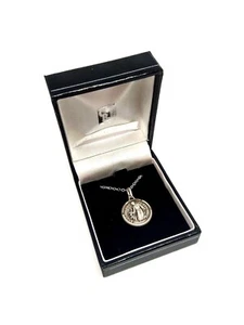 St Francis Medal with Chain - Picture 1 of 3