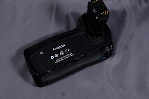 Canon Battery Grip BG-E9 - For Canon 60D - Picture 1 of 7