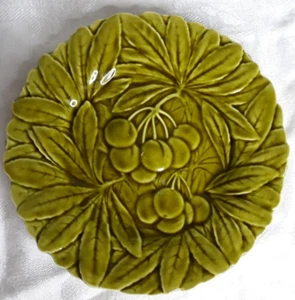 Piatti Insalata Insalata Maiolica Verde Francese Ciliegie Prugne Lotto di 5 - Foto 1 di 12