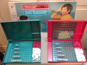 Complete Vintage 1971 Milton Bradley Battleship Strategy Board Game BROKEN HINGE - Picture 1 of 20