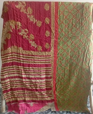 Colcha edredón Kantha de algodón hecho a mano india de varios tamaños decoración Foto 1 de 2
