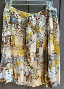 NWT Darling Clothes Pleated Multicolor skirt sizes M, L - Picture 1 of 3