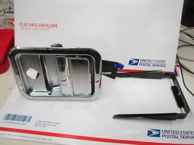 CONJUNTO MANIJA PUERTA DELANTERA FREIGHTLINER COLUMBIA A18-42228-002 A18-42228-003 Foto 1 de 4