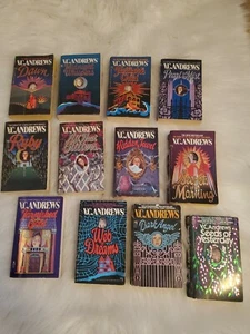 Lot of 12 Vintage VC Andrews Books: Dawn Ruby web of dreams dark angel Paperback - Foto 1 di 4