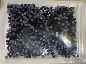 PURPLE VELVET HOTFIX Diamond Cut Rhinestones 10 gross 4mm - Picture 1 of 4