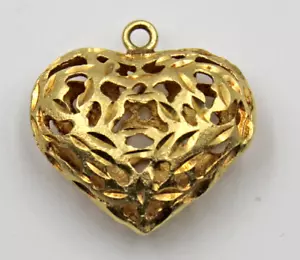 14K Gelbgold Ausschnitt Filigran Strukturiert Geschwollen Herz Charm oder Anhänger 3,3 Gramm - Bild 1 von 5