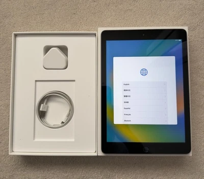 Apple iPad 5th Generation Tablet, 32GB, WiFi, Space Grey, A1822 - Good condition - Image 1 of 2