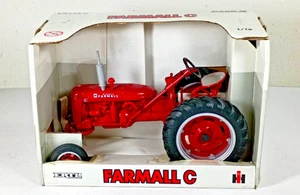 Vintage 1998 ERTL Diecast 1/16 Farmall C Tractor - New In Box. - Picture 1 of 6